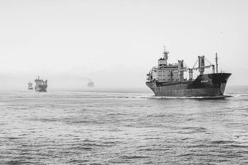 Approvisionnements, ruptures, fournisseurs, transport, supply chain, logistique, container, conteneur, fourniture, pénuries, matières premières, matériaux, inflation, demande, demand, poids lourds, ports maritimes, stock de sécurité, safety stocks, capacité, environnement, dépendances, mono-source, analyse de risques, S&OP, économie circulaire